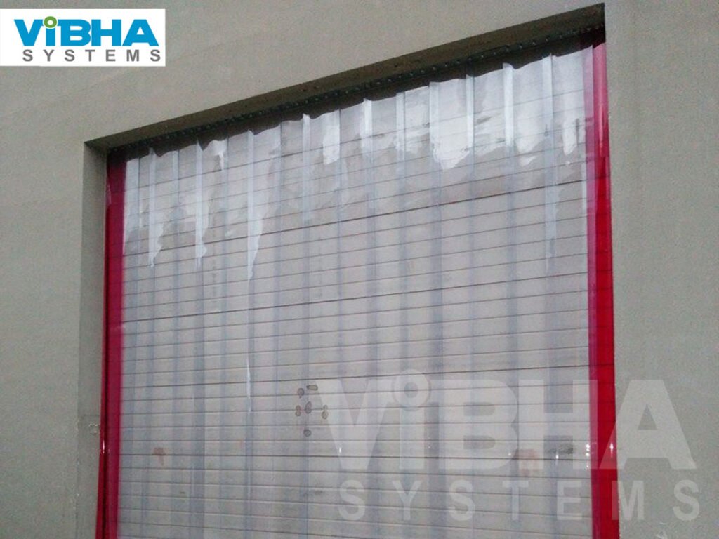 Dustproof PVC curtains for clean and safe environments.